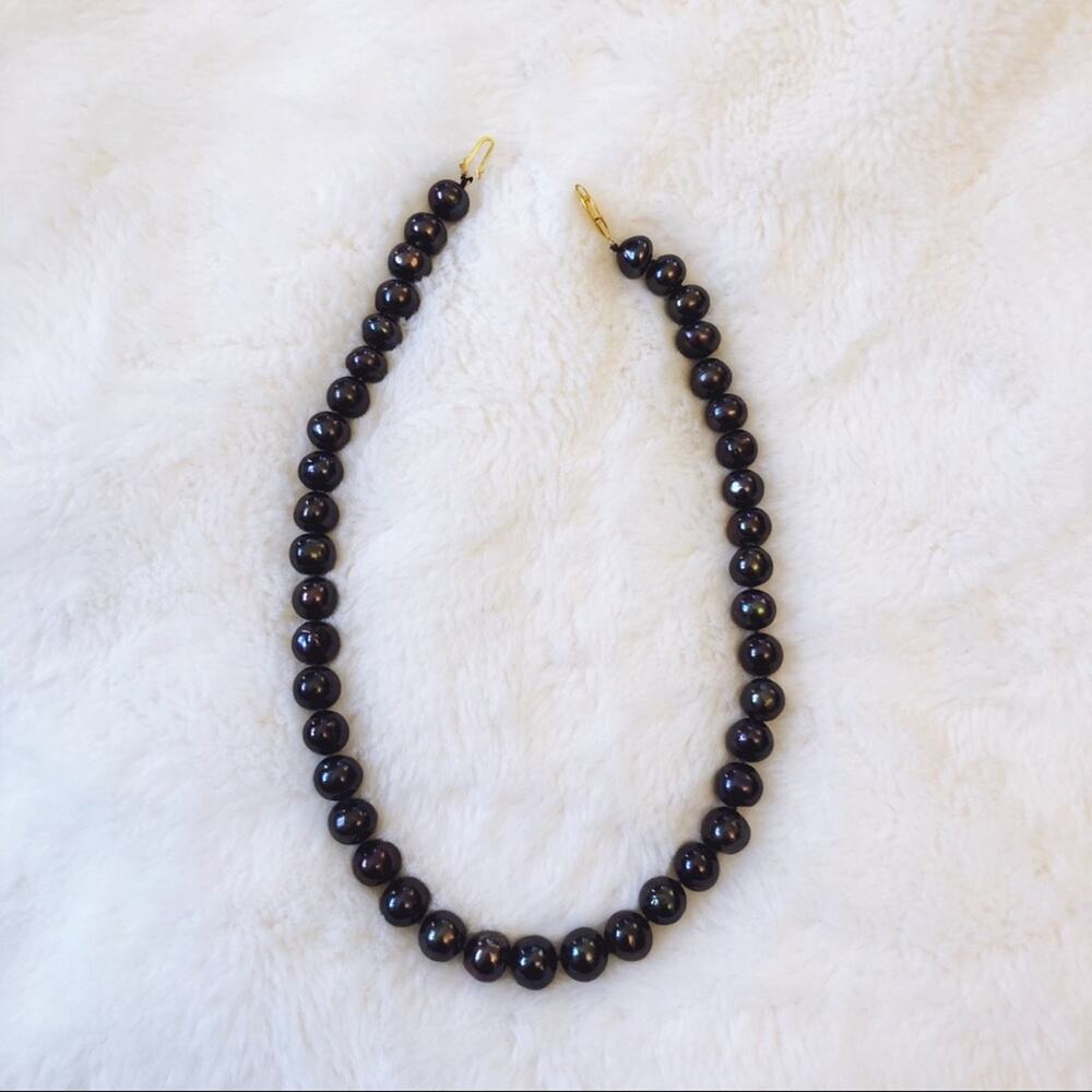 Multi-color Dark Beans Necklace - Picture 6 of 9